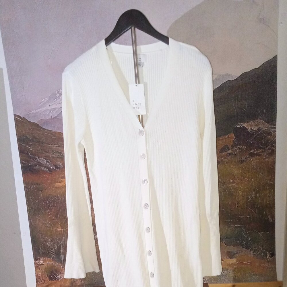 A New Day (M) Off-White Ribbed Sweater, Ankle Length w/ Long Sleeves